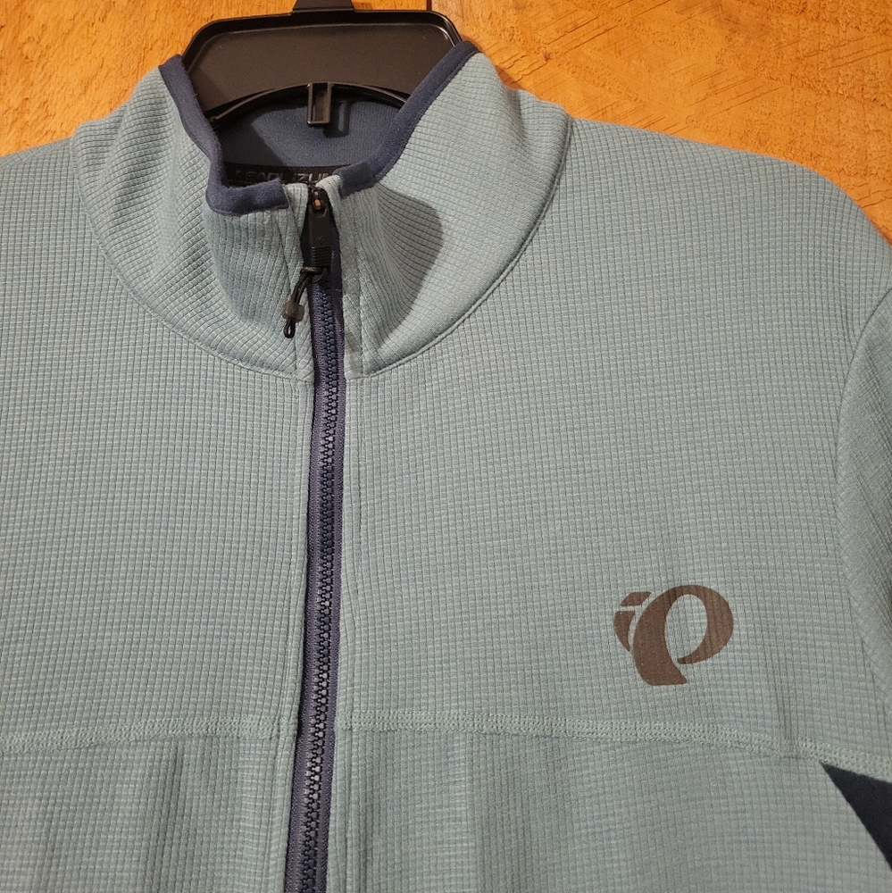New Pearl Izumi Women's Sage Grey Cycling Zipper Jacket